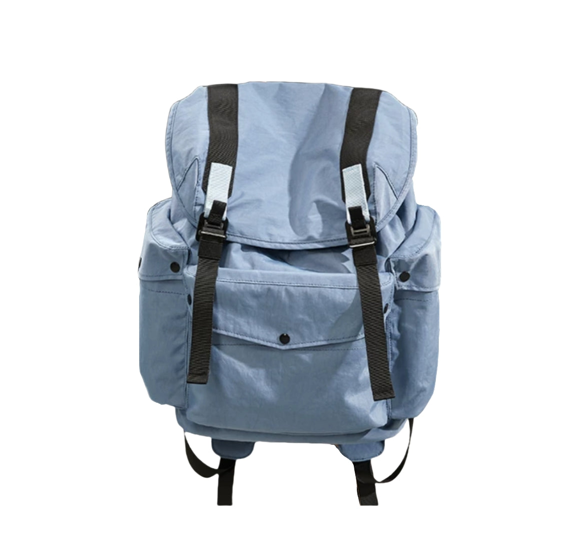 Backpackbeat 7712 Lightweight Backpack 25L light blue color variant featuring modern minimalist design and black hardware details